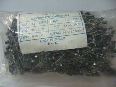 500 pcs miniature electrolytic cap 22MF , 10V, +/- 20%