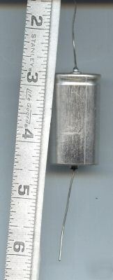 2200UF / 35 volt electrolytic capacitor 30 lotaxial