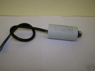 Motor run capacitor 1UF 400/450 volts with flying lead