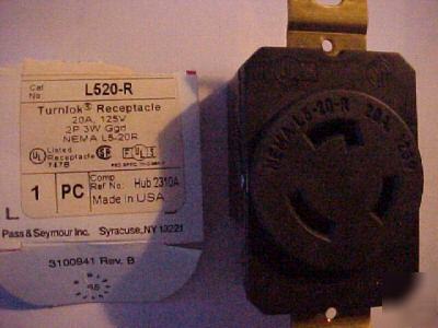 Nema L5-20R twist lock plug 20 amp 125 v p & s