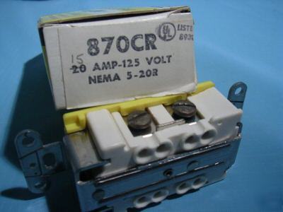 Receptacle duplex 20 amp 125 volt 870CR daniel woodhead