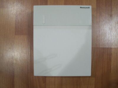 Honeywell Q7750A2003 excel 10 zone manager 