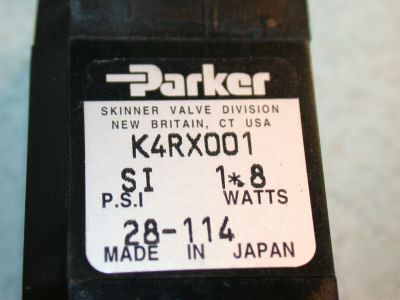 2 parker skinner air solenoid valves K4RX001