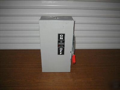 Ge general electric TH4322 disconnect switch 60A a 240V