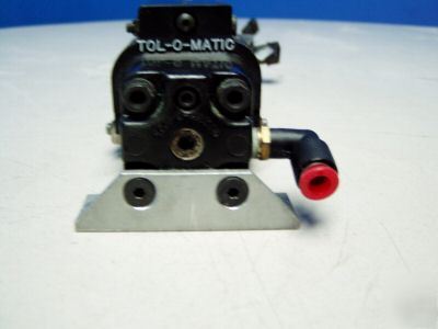 Tol-o-matic pneumatic rodless actuator m/n: sk 14.875
