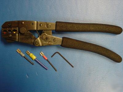 Molex: ratchet crimp hand tool 19285-0005 w/dieavik