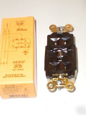  receptacle hubbell 15 amp 125 v HBL5262 5-15R duplex 
