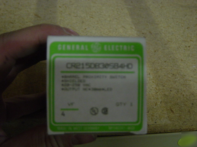 Ge CR215DB30SB4HD barrel prox switch 30MM
