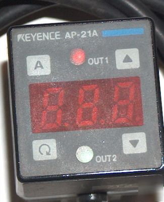 Keyence ap-21A digital display pressure sensor 