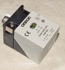 New omron proximity sensor E2Q4-N20F1-M1 10-30VDC