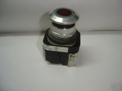 Allen bradley 800T-FXP16D4 illuminated push/pull red