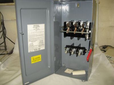 Cutler-hammer DG323NGB safety switch 100A 240V