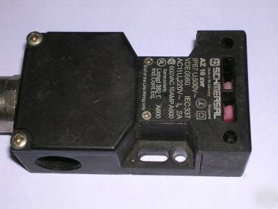 Schmersal safety interlock switch + key, AZ16ZVR