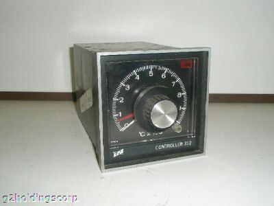 Lfe 232 automatic temperature controller