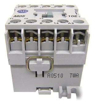 New allen bradley 100-M05NZ243S mini contactor