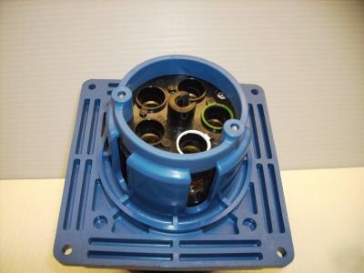 Hubbell pin & sleeve receptacle HBL5100R9W 5100R9W hbl
