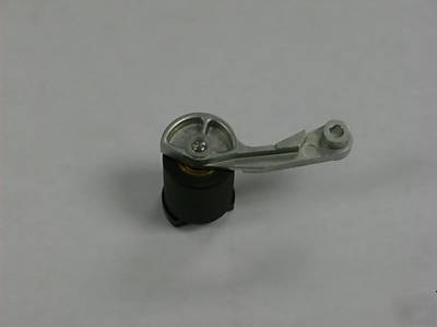 New x-3717-215-3 arm assembly - pinch roller 