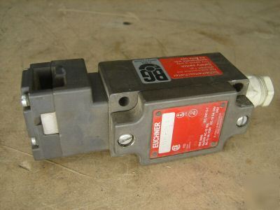 Euchner NZ1VZ-528 e safety switch NZ1VZ528E