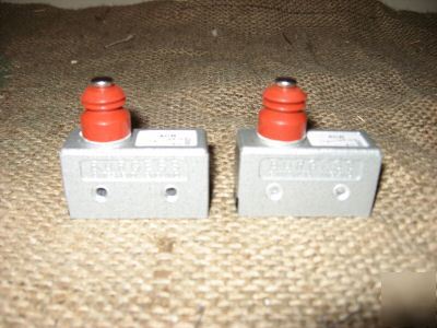 New lot of (2) 4CR burgess micro switches ( )