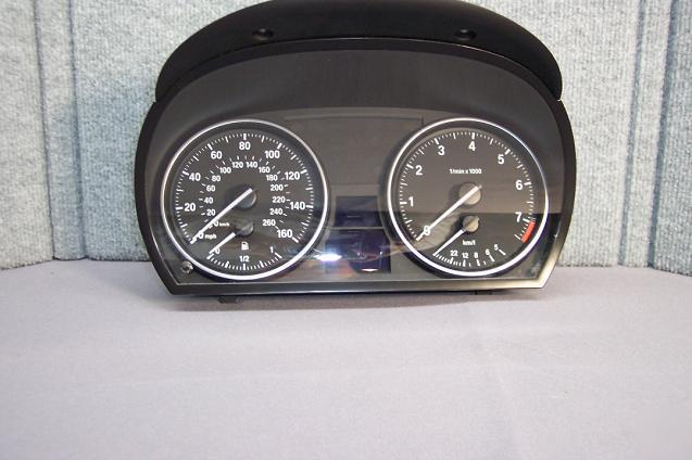 Siemens vdo 9166837 bmw fuel and speedometer gauge