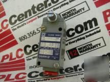  square d B54B2 heavy duty limit switch spring retur