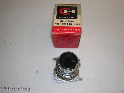 Cutler hammer oil tight 3 position pushbutton 