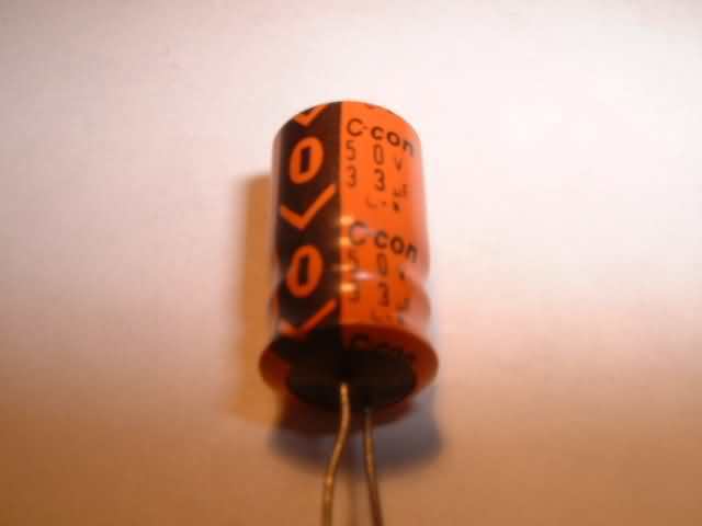 Electrolytic capacitor 33UF 50V radial