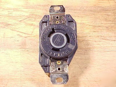 Leviton L7-20 locking V0 receptacle 20A 277V 2330