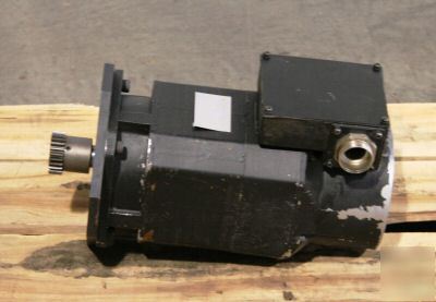 Fanuc 2 ac spindle motor A06B-1002-B100