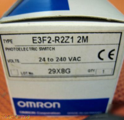 New omron photoelectric limit switch E3F2-R2Z1 E3F2R2Z1