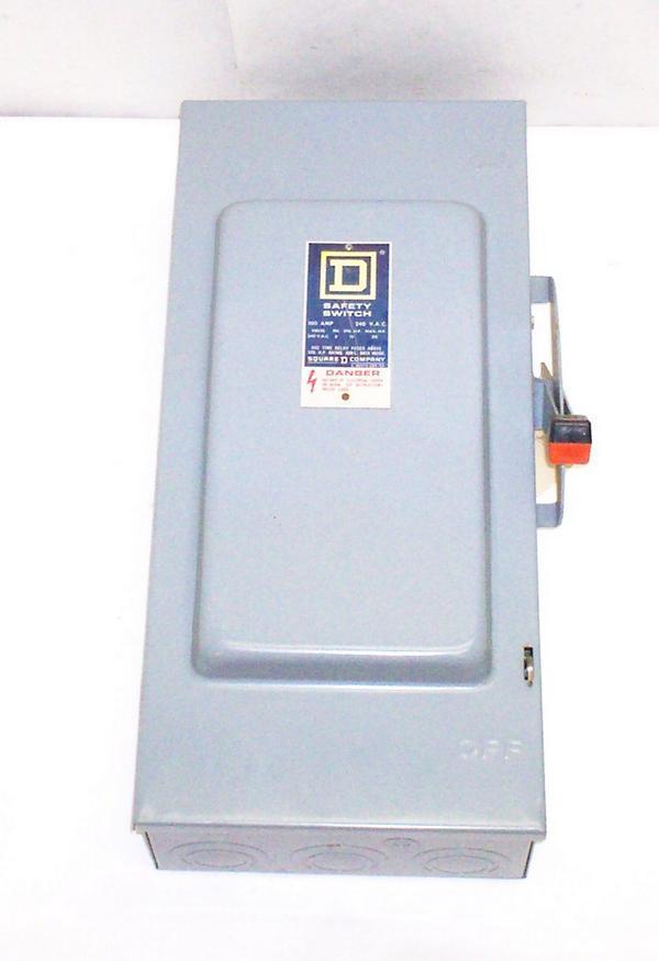 Square d safety disconnect switch 100 amp fusible