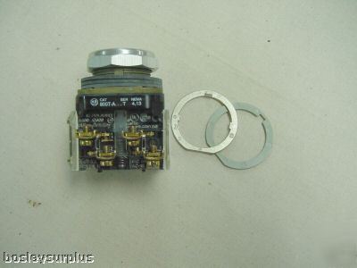 Allen bradley 800T-A9B push button yellow