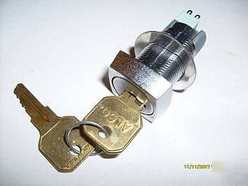 2PCS SKT332AEL01 rotary keylock switch