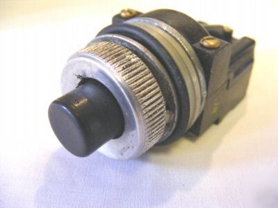 New ge miniature oiltight pushbutton switch CR104A8112 