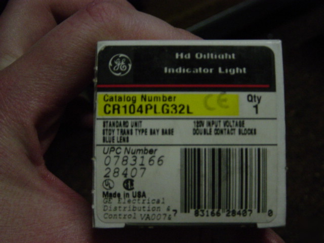 General electric CR104PLG32L blue indicator light