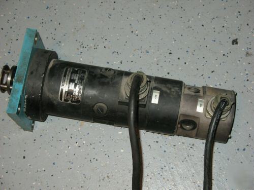 Kollmorgen servo motor TTB2-2933-4013-hg large 