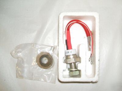 New 100 amp 600 v scr, ge C150M, 