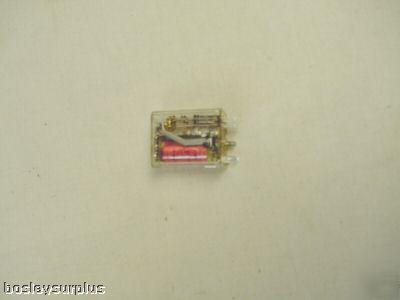Potter & brumfield R10-E1-W2-V700 relay 24 vdc