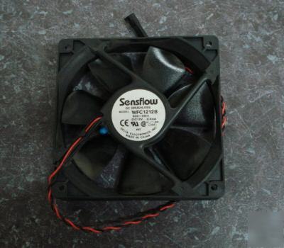 Sensflow WFC1212B fan brushless 7 blades 12V dc