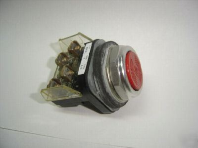 Allen bradley 800T-A6A push button switch flush red