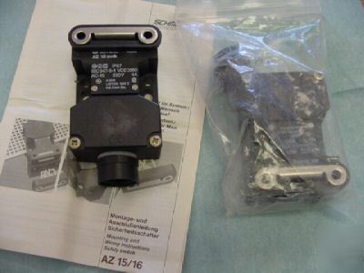 Lot of schmersal AZ15-zvrk safety interlock switches<