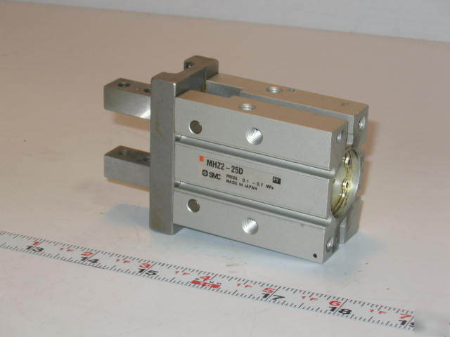 Smc pneumatic parallel air gripper MHZ2-25D