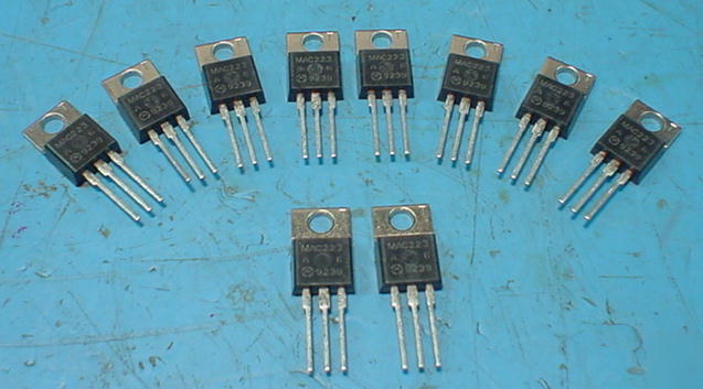 10 pieces MAC223A6 400V 25A triac TO220