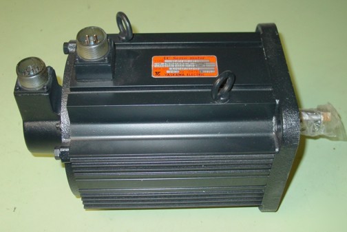 New yaskawa ac servo motor usasem-30AC1