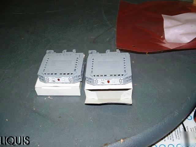 Lot of 2 entrelec 0010 004 21 RB121A-24VAC-dc relay