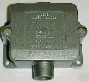 R.b. denison mobrey magnetic safety limit switch U30800
