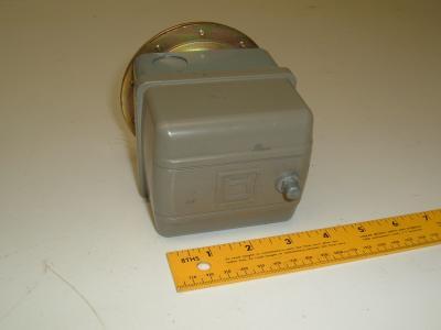 Square d vacuum switch 9016GVG1J10 2 pole 16.5-25