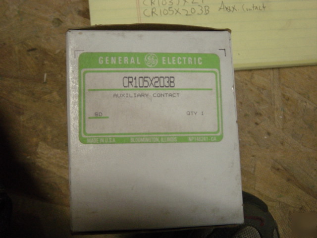 General electric CR105X203B auxiliary contact