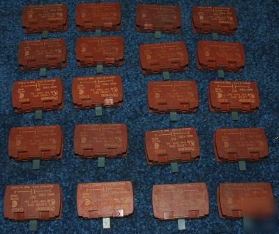 New lot of 50 furnas contact blocks #64BA