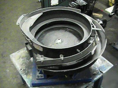 Moorfeed vibratory parts feeder bowl automation 